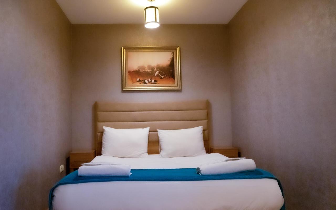 Bursa Suites Apart Otel Exterior foto A bedroom at the hotel